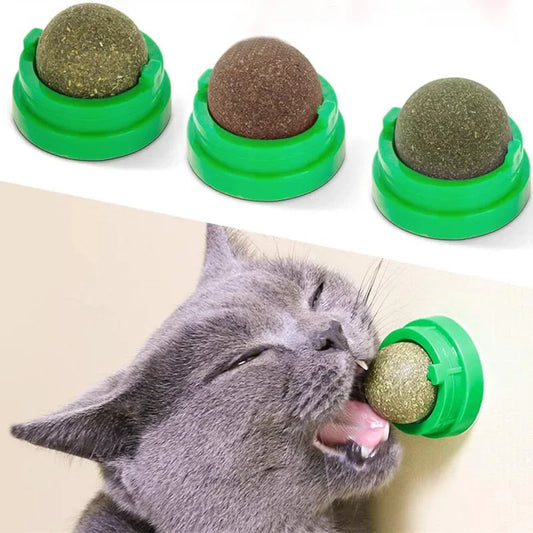 Sticky Catnip Ball 